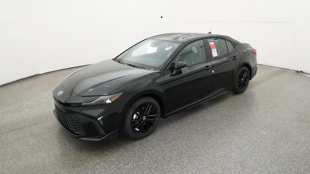 2026 Toyota Camry SE's photo