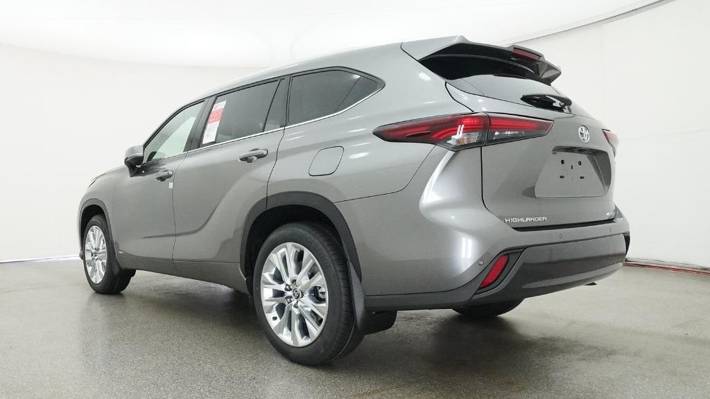 New 2026 Toyota Highlander Hybrid Limited SUV