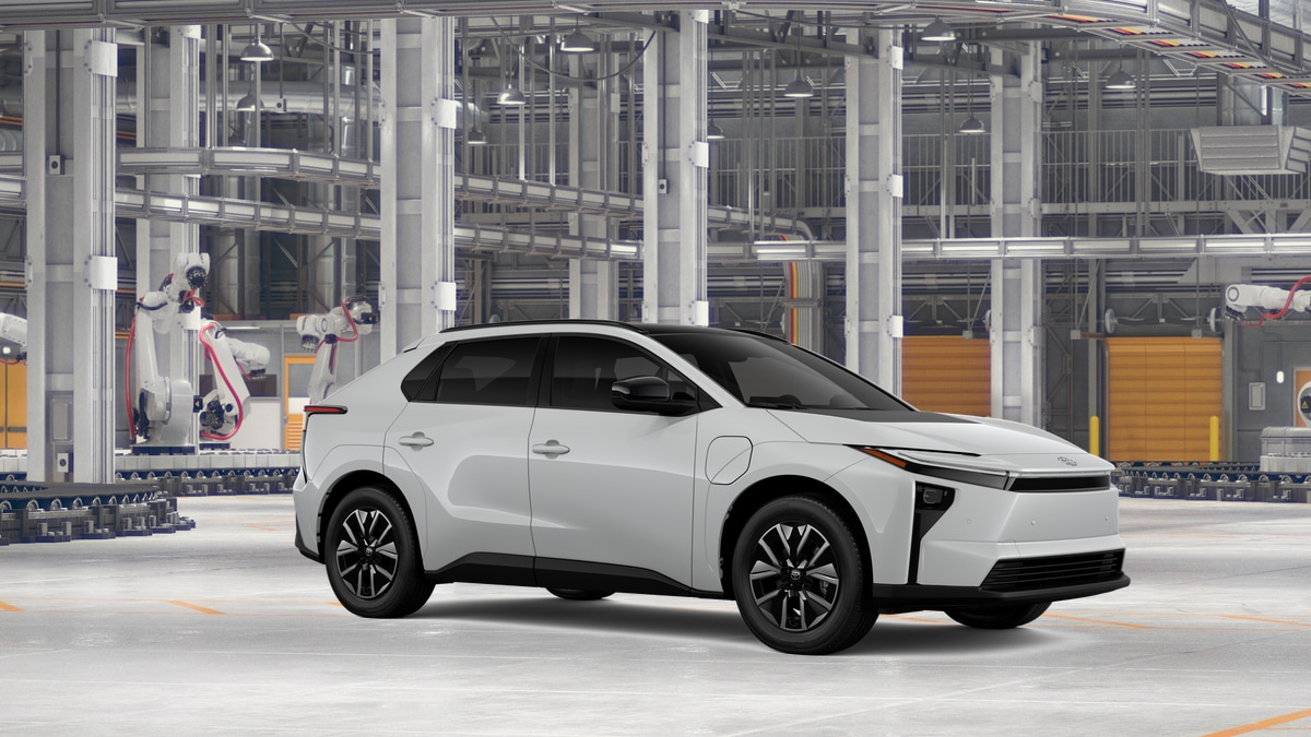 2026 Toyota bZ XLE - Photo 14