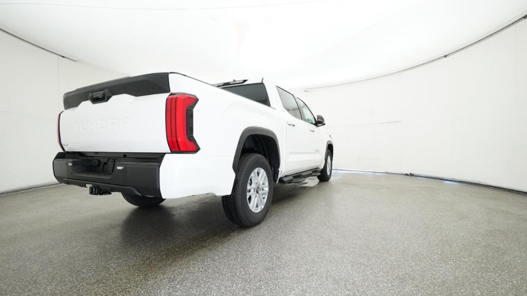 2026 Toyota Tundra SR5 CrewMax photo 14