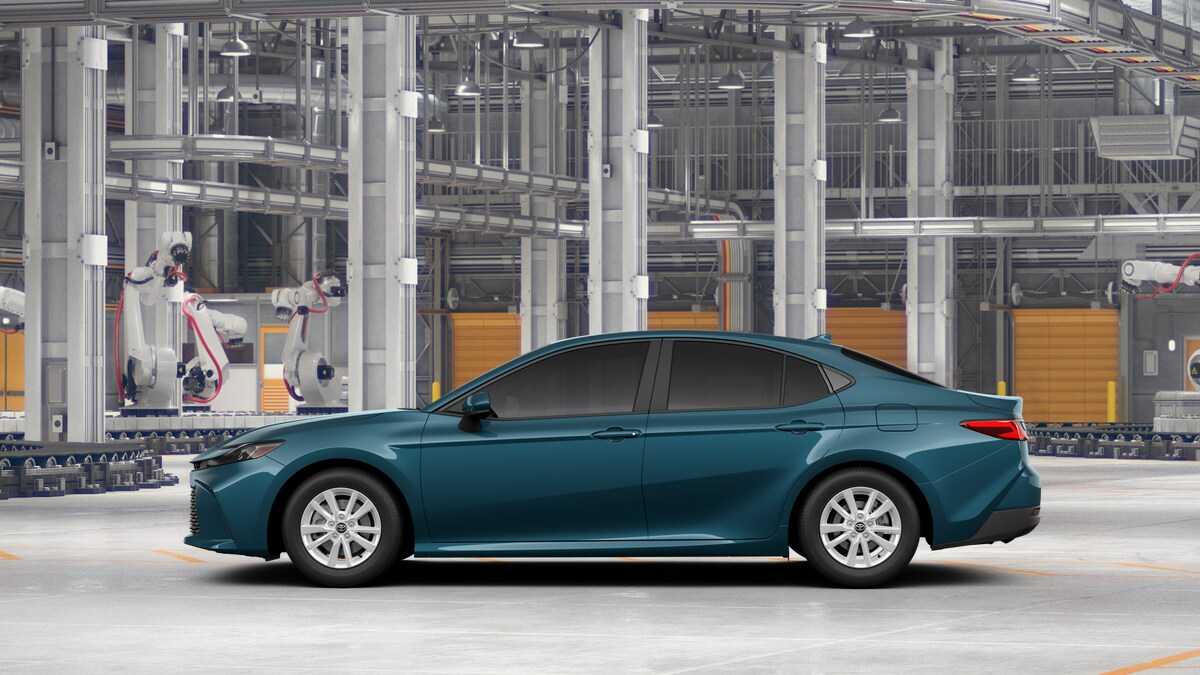 2026 Toyota Camry LE photo 4