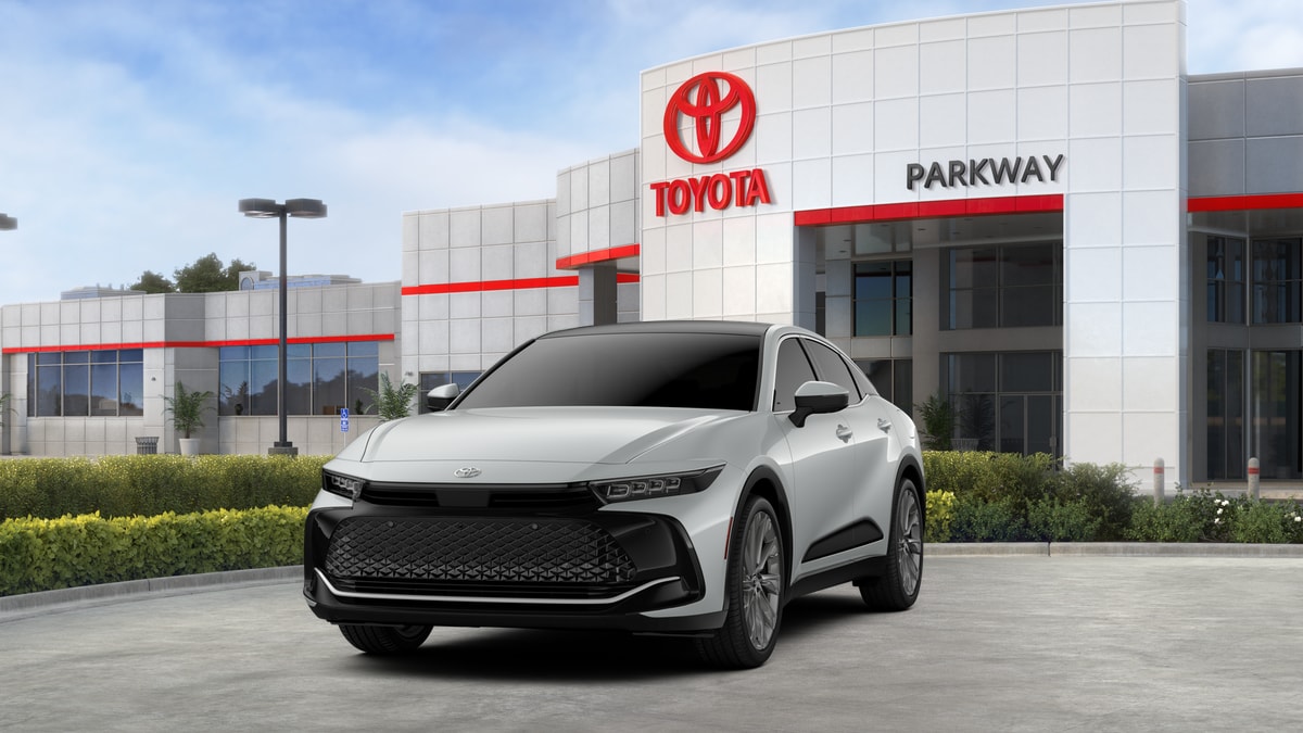 2026 Toyota Crown Limited - Photo 18