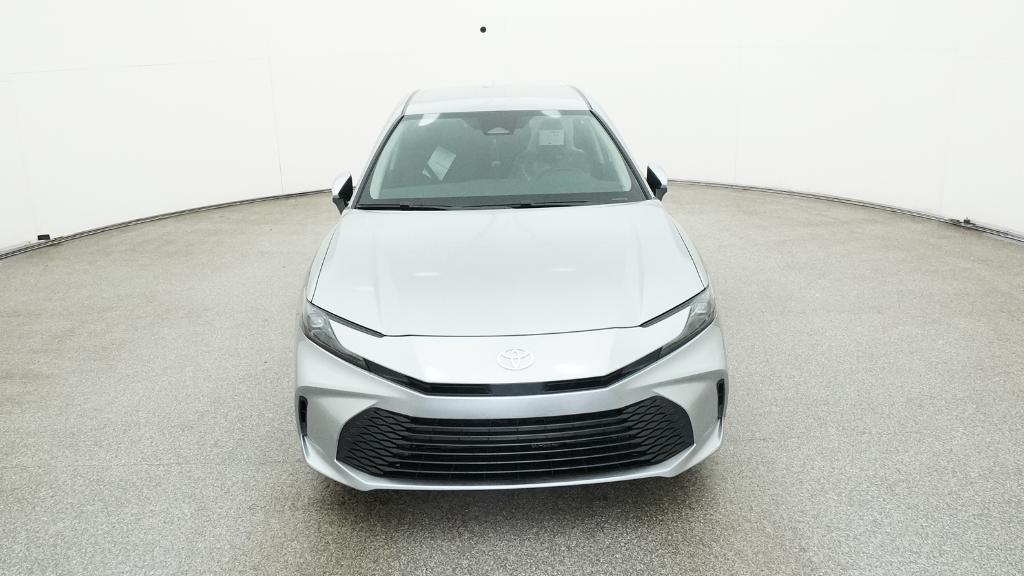 2026 Toyota Camry LE photo 2