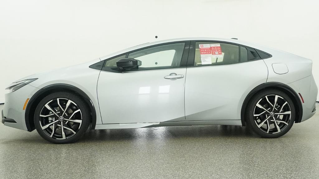 New 2026 Toyota Prius Plug-in Hybrid XSE Premium PLUG-IN HYBRID