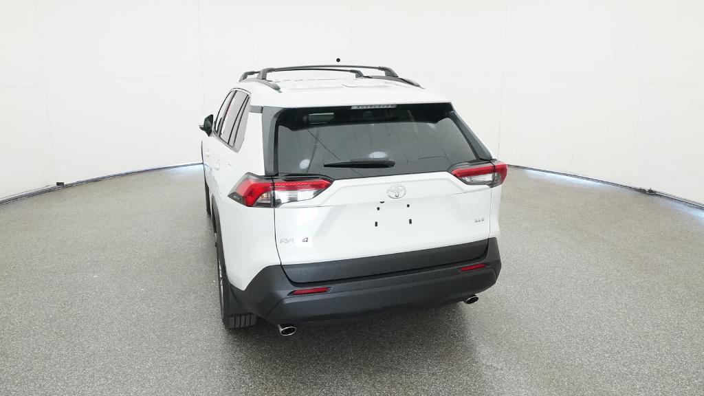 2025 Toyota RAV4 XLE Premium photo 4