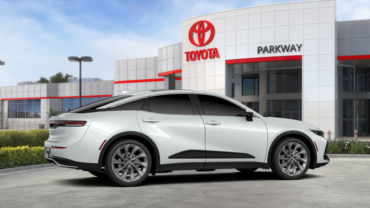 2026 Toyota Crown Limited - Photo 11