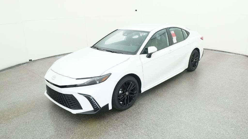 2026 Toyota Camry SE's photo