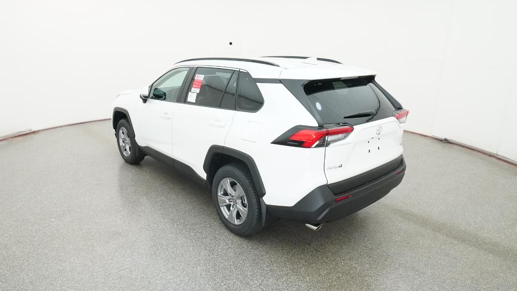 2025 Toyota RAV4 XLE photo 2