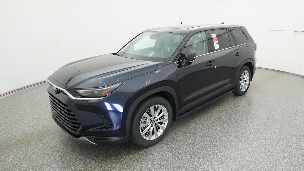 2026 Toyota Grand Highlander Platinum's photo