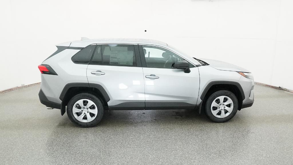 2025 Toyota RAV4 LE photo 3