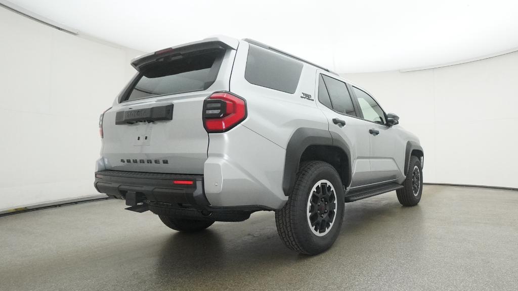 2025 Toyota 4Runner TRD Off-Road Premium photo 2