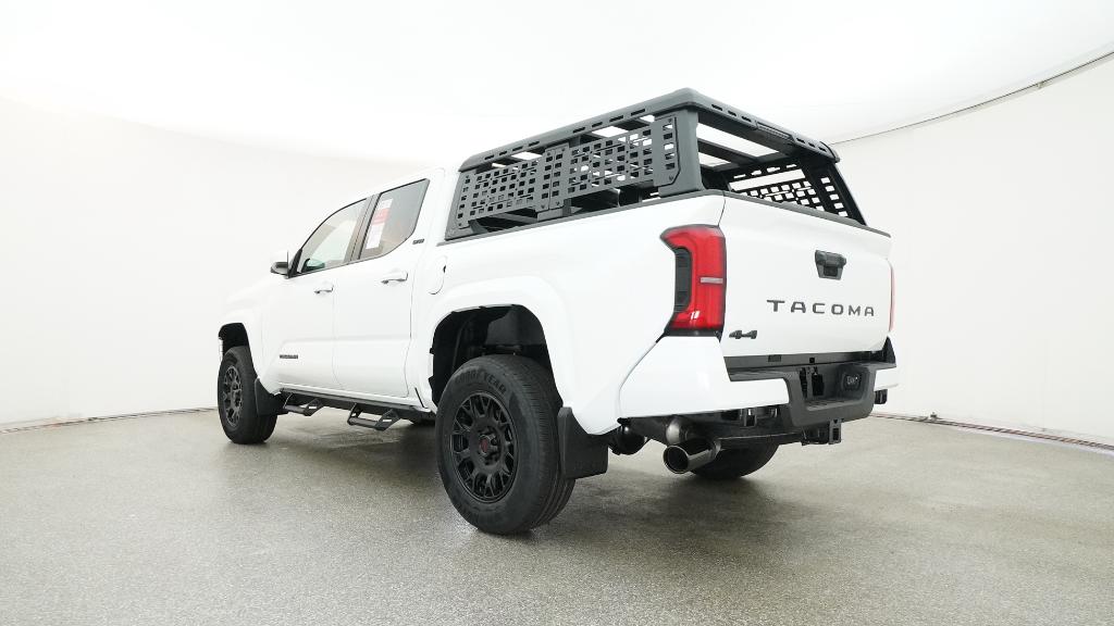 2025 Toyota Tacoma SR5 - Photo 26
