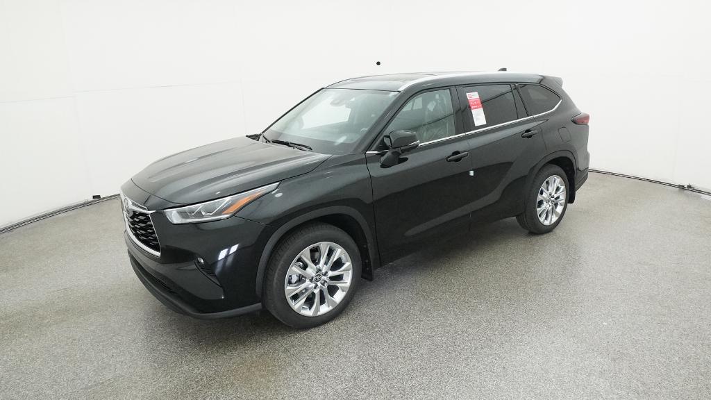 2026 Toyota Highlander Limited's photo