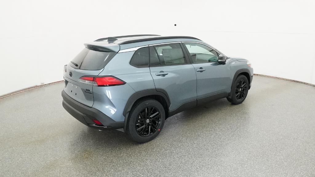 2026 Toyota Corolla Cross XLE XSE photo 4