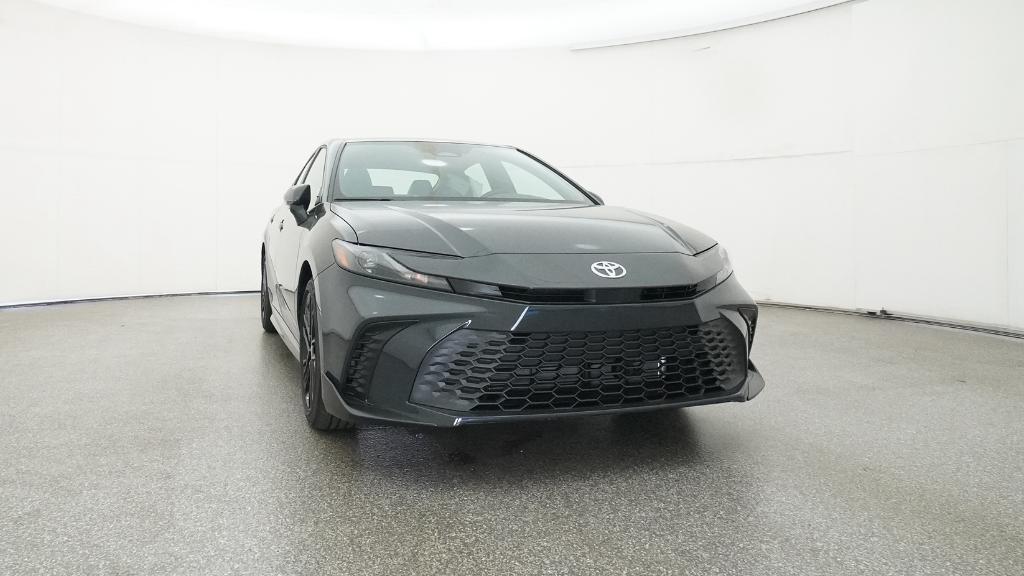 2026 Toyota Camry SE photo 3