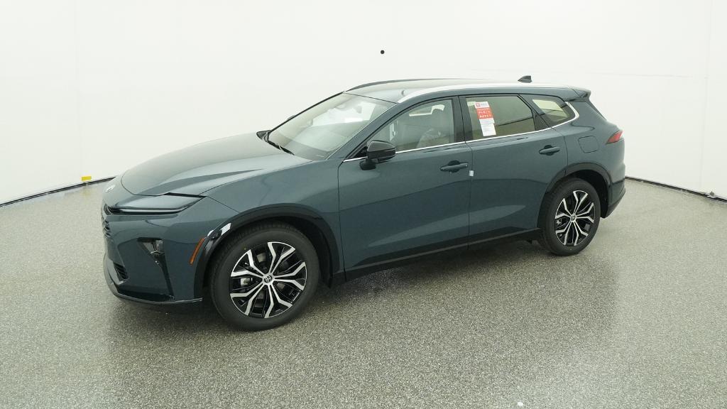 2025 Toyota Crown Signia XLE photo 2