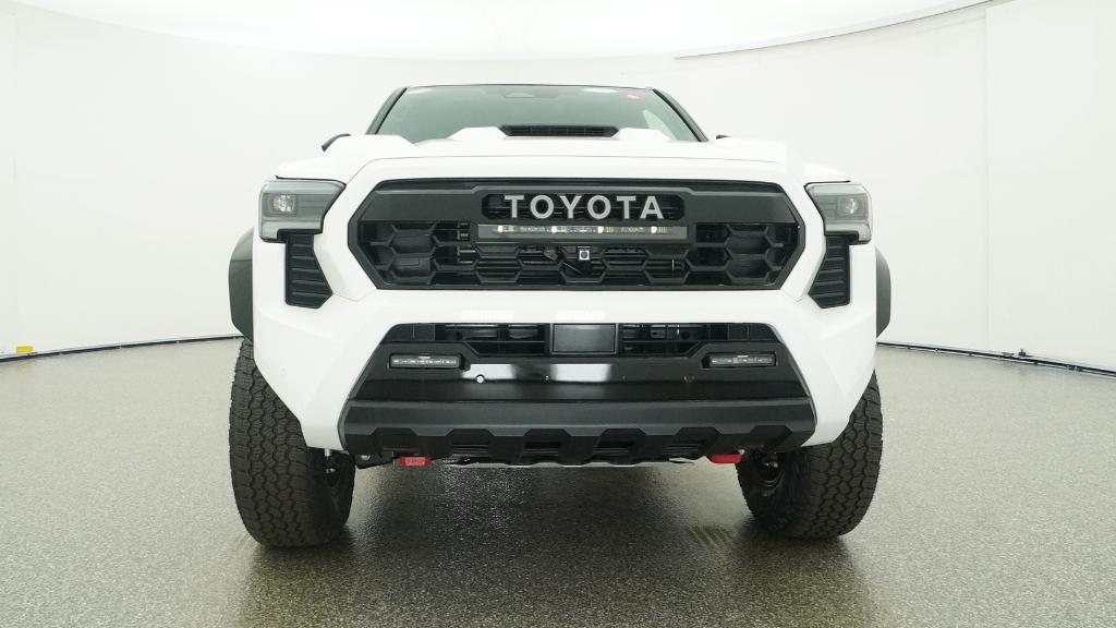 2026 Toyota Tacoma TRD Pro - Photo 11