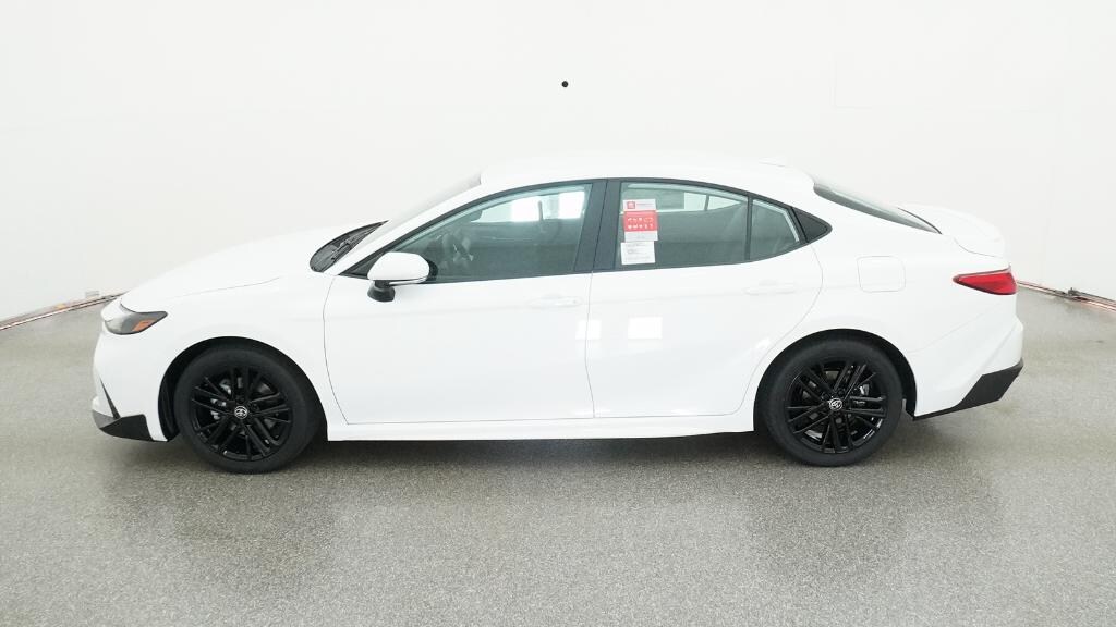 Used 2026 Toyota Camry SE Sedan
