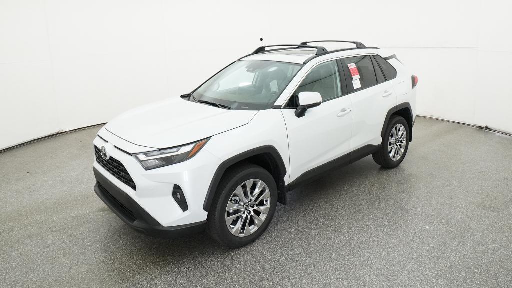 2025 Toyota RAV4 XLE Premium's photo