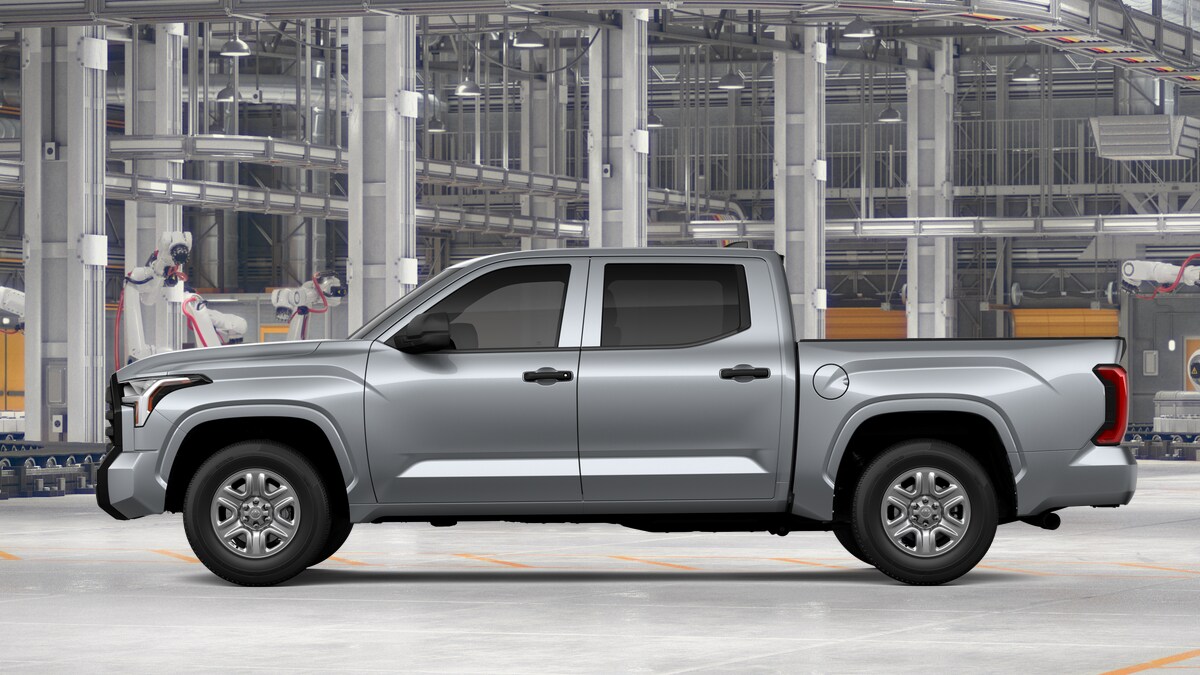 2026 Toyota Tundra SR CrewMax photo 4