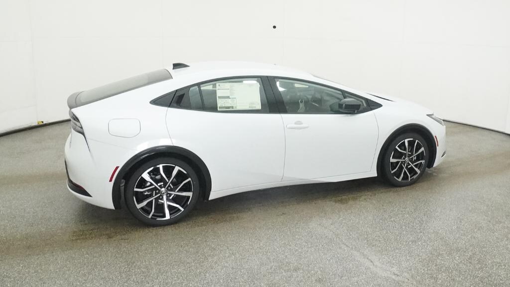 New 2026 Toyota Prius Plug-in Hybrid XSE Hatchback