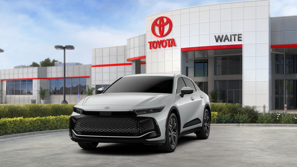 2026 Toyota Crown XLE - Photo 42