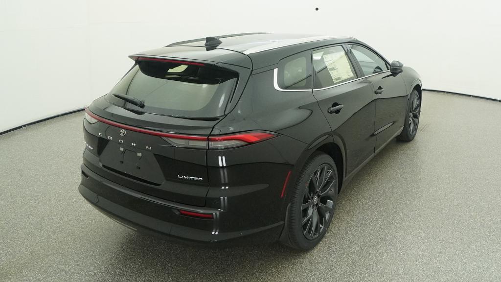 2026 Toyota Crown Signia Limited - Photo 8