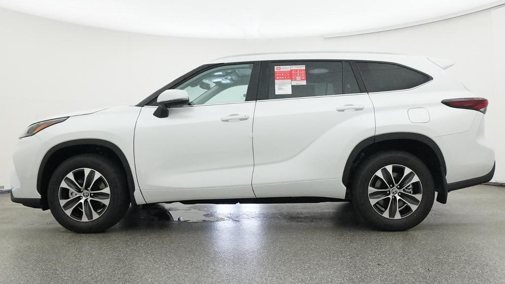 New 2026 Toyota Highlander XLE SUV