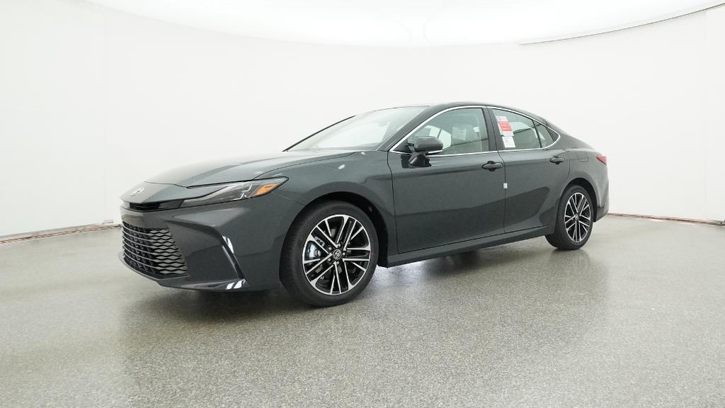 2026 Toyota Camry XLE photo 3