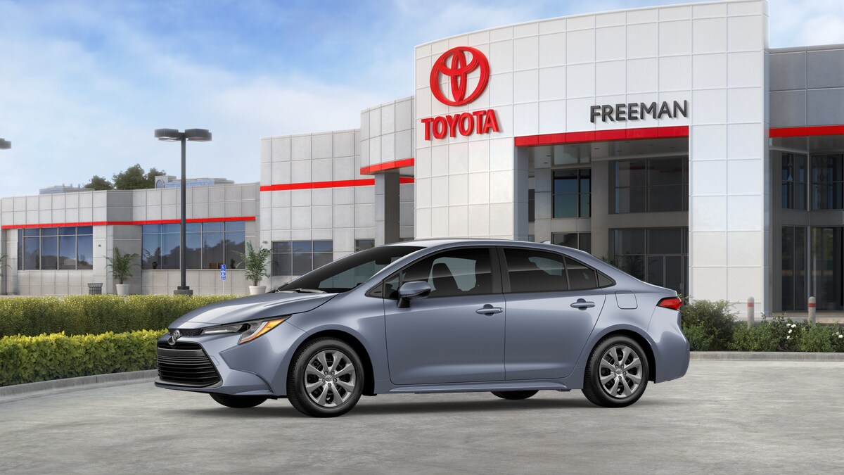 2026 Toyota Corolla LE photo 2