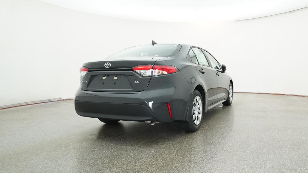 2026 Toyota Corolla LE photo 4