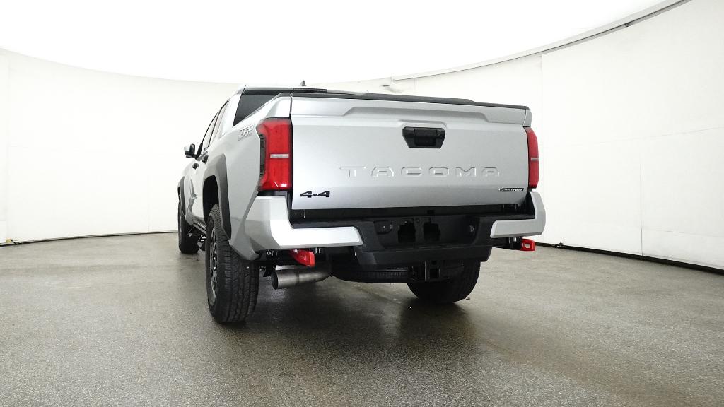 2025 Toyota Tacoma TRD Off Road - Photo 11