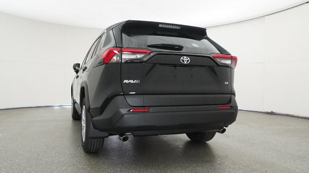 2025 Toyota RAV4 LE photo 3