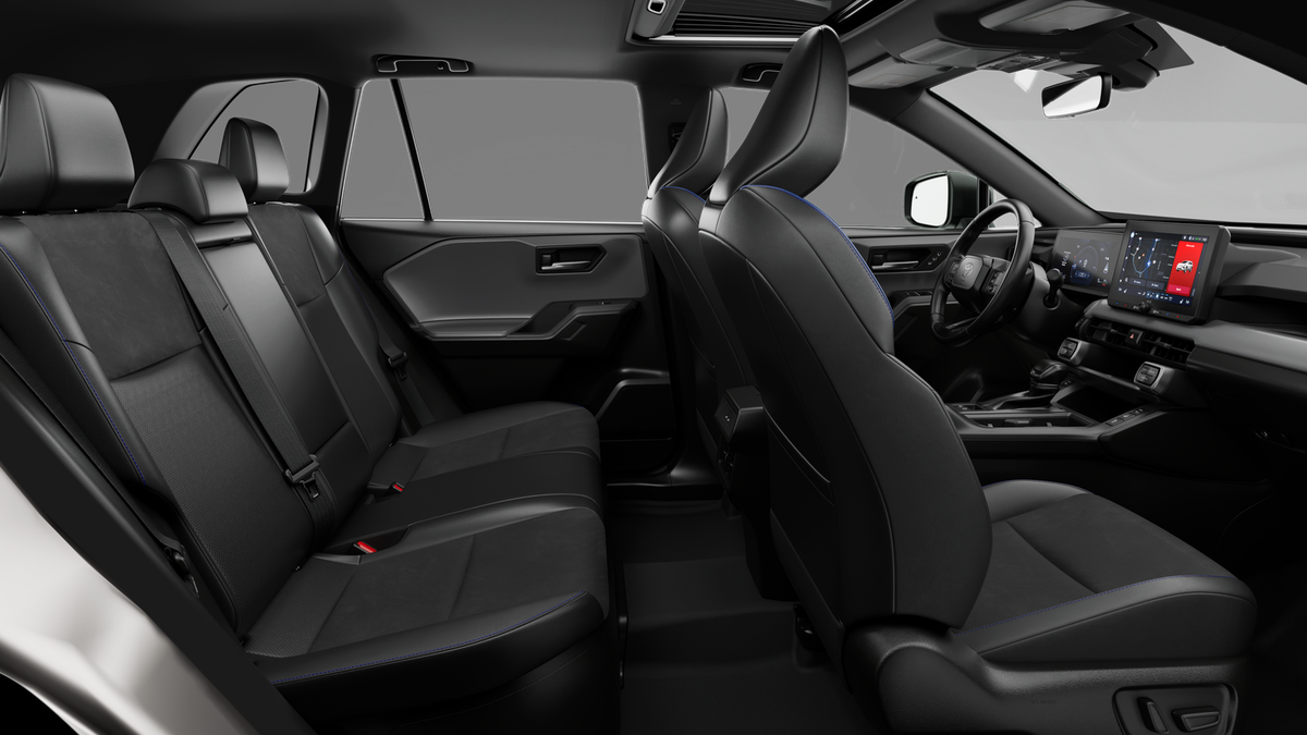 2026 Toyota RAV4 XSE - Photo 21