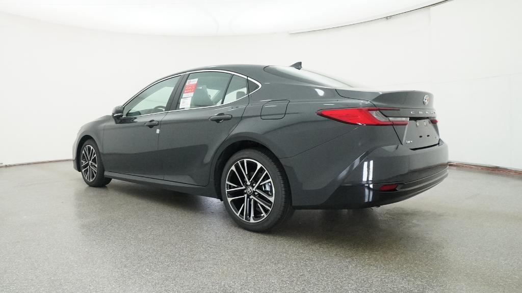 2026 Toyota Camry XLE photo 4