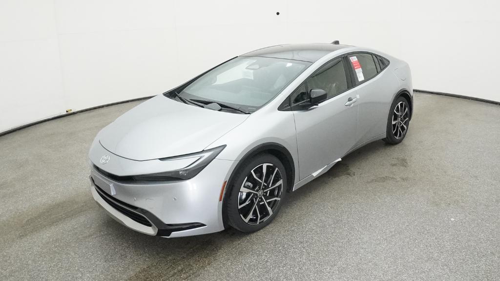2026 Toyota Prius XSE's photo