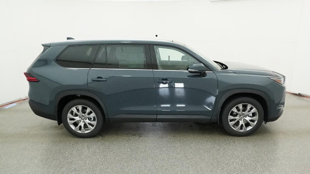 New 2026 Toyota Grand Highlander Hybrid Limited SUV