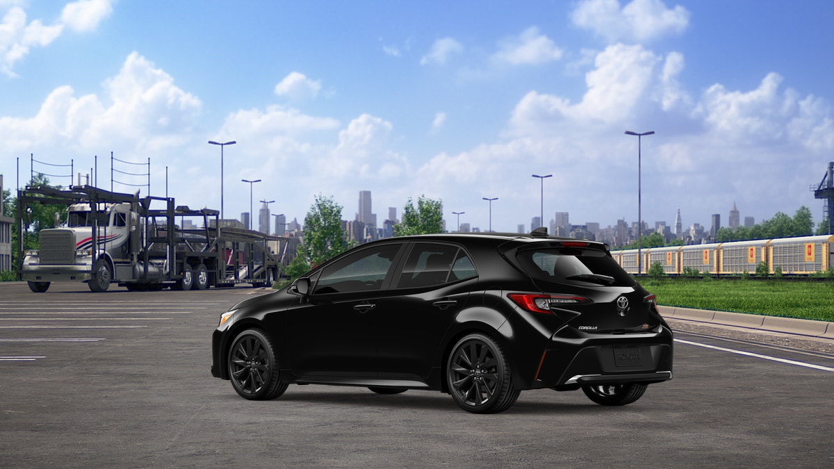 2026 Toyota Corolla Hatchback XSE - Photo 6