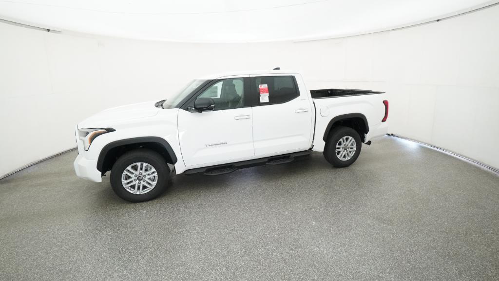 2026 Toyota Tundra SR5 CrewMax photo 4
