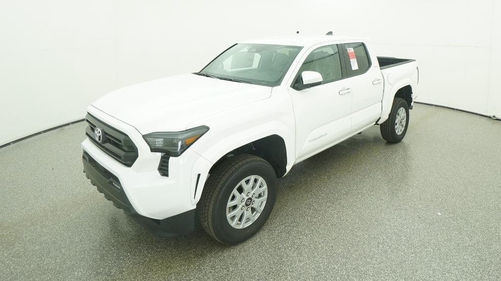 2025 Toyota Tacoma SR5's photo