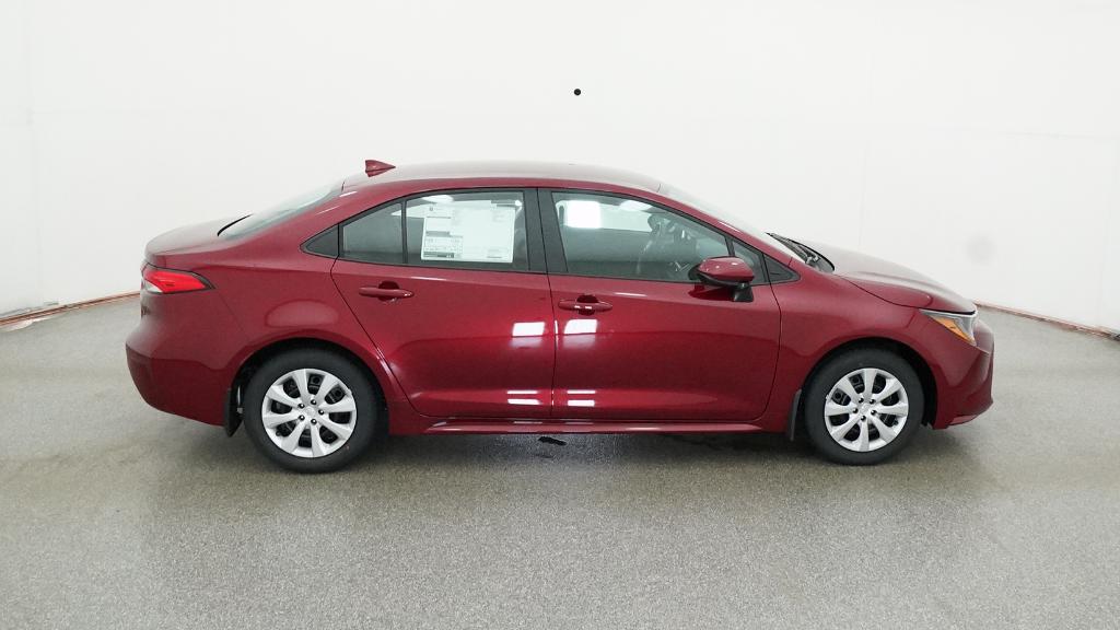 2026 Toyota Corolla LE photo 2
