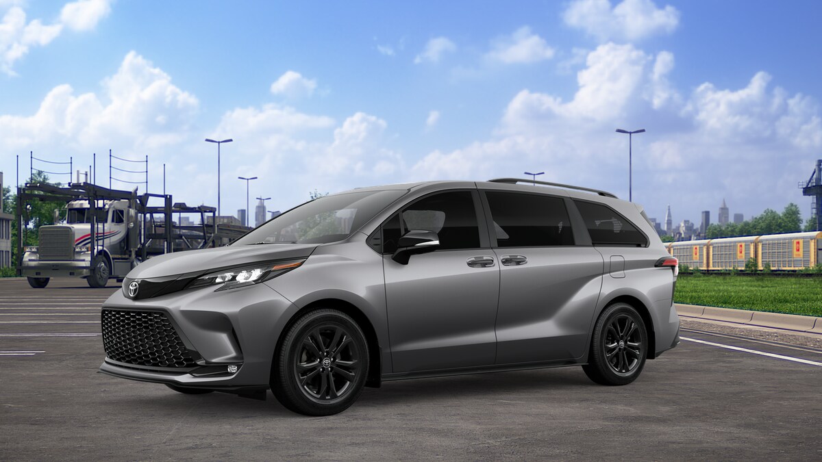 2026 Toyota Sienna XSE photo 2