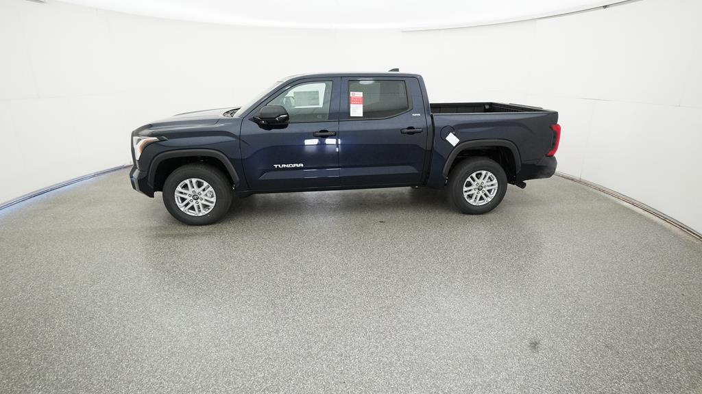 2025 Toyota Tundra SR5 - Photo 8