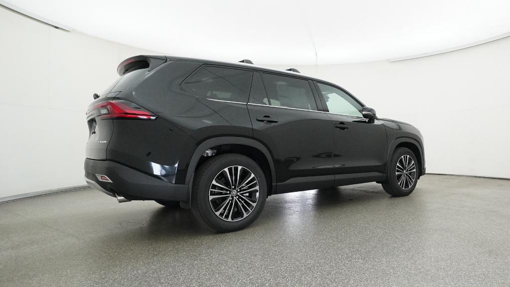 2026 Toyota Highlander Hybrid Platinum photo 4