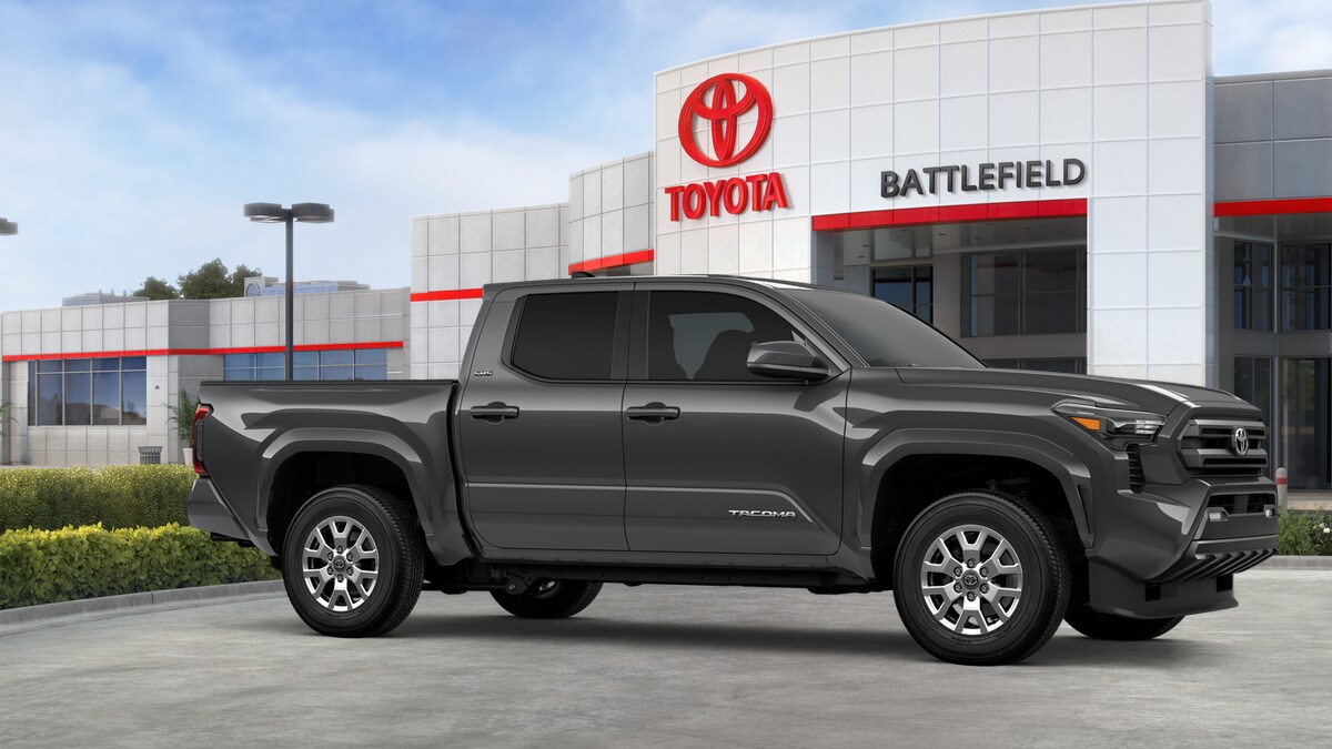 2026 Toyota Tacoma SR5 - Photo 14