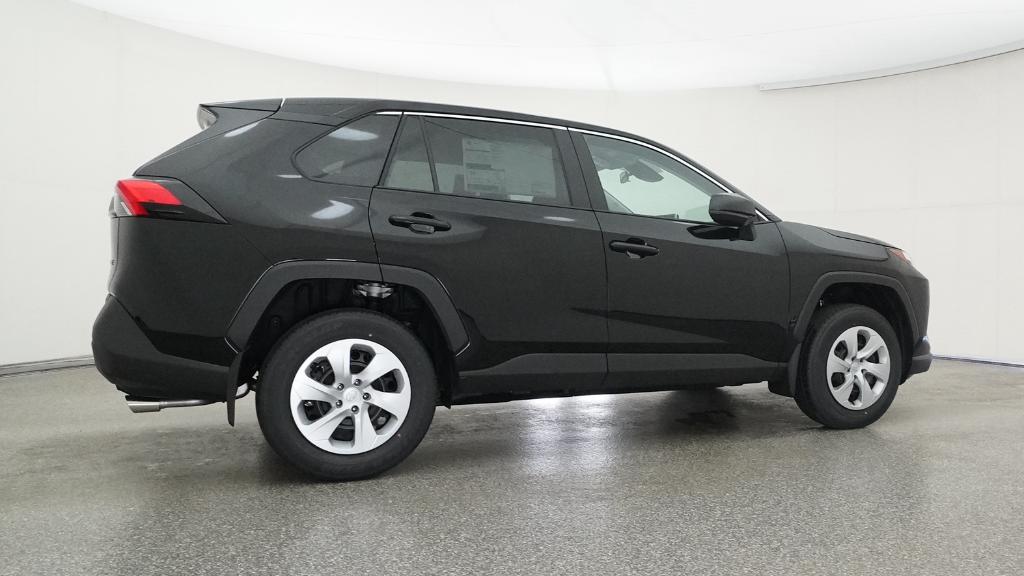 2025 Toyota RAV4 LE photo 3