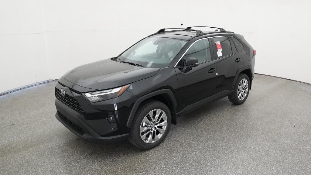 2025 Toyota RAV4 XLE Premium's photo