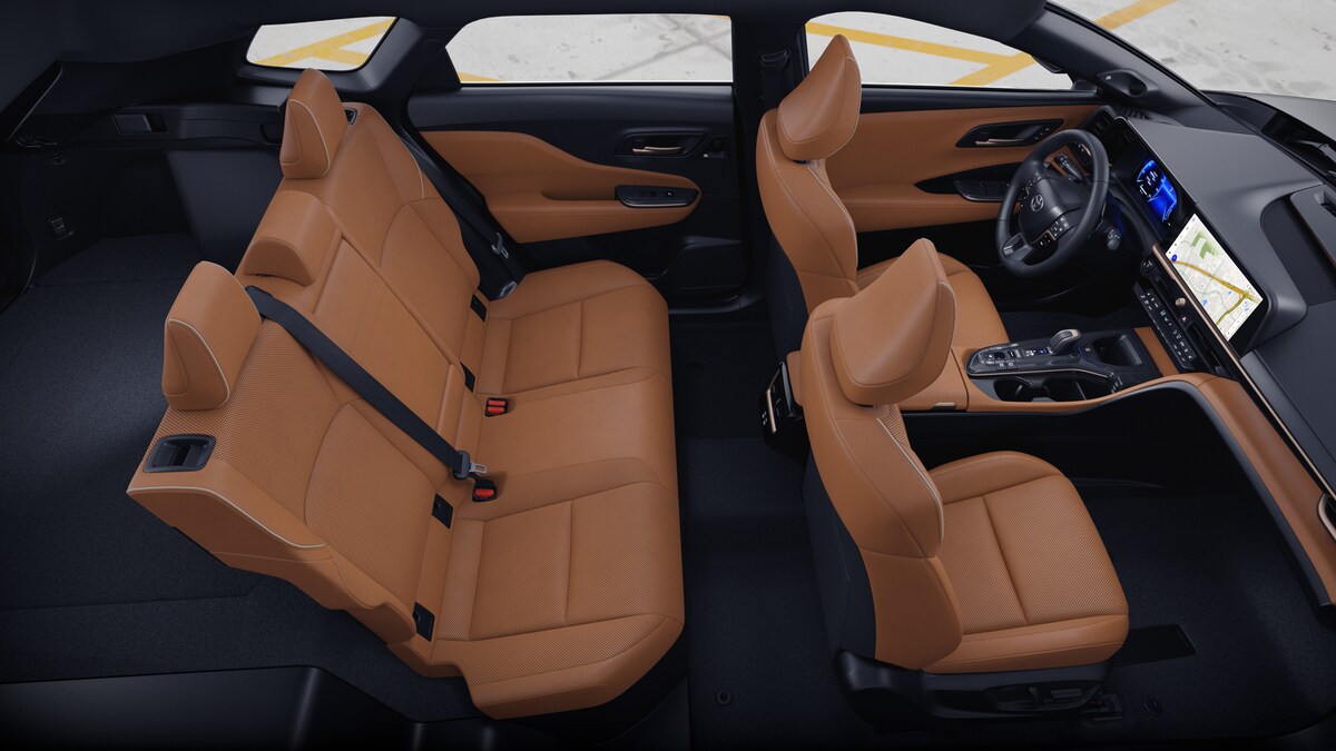 2025 Toyota Crown Signia Limited photo 21