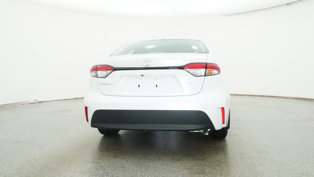 2026 Toyota Corolla LE photo 3