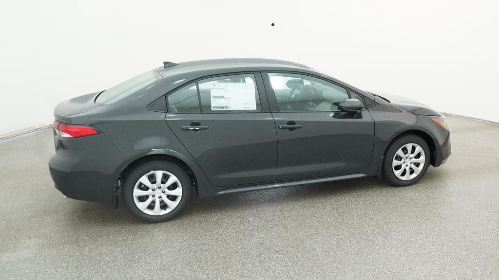 2026 Toyota Corolla LE photo 2